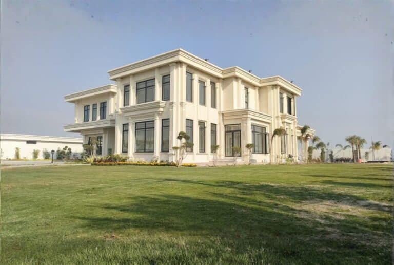 Qaiser Baryar house archi cube