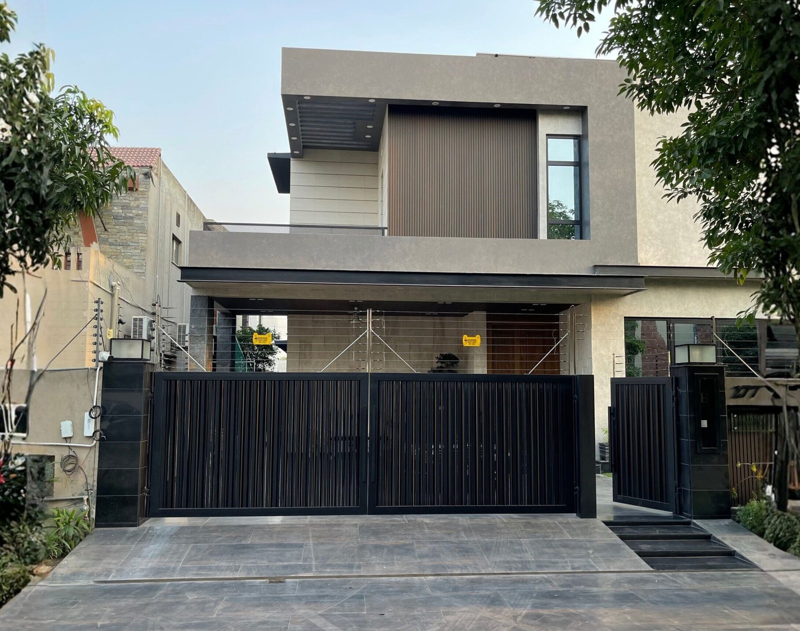 mr kashif house by cubes construction